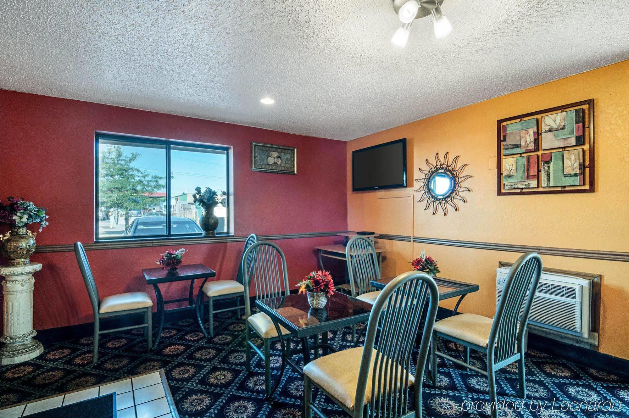Super 8 By Wyndham Benton Harbor St Joseph Hotell Exteriör bild