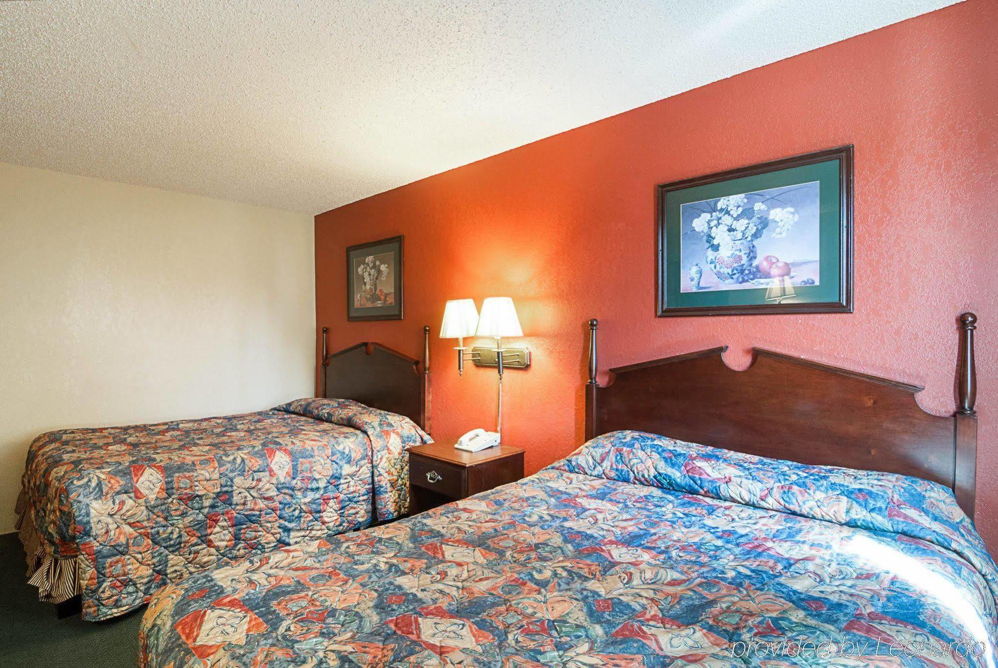 Super 8 By Wyndham Benton Harbor St Joseph Hotell Exteriör bild